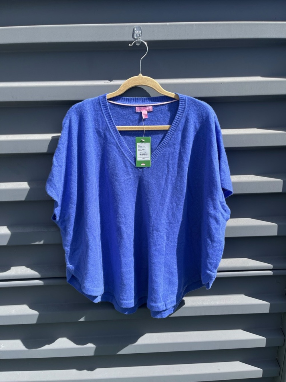 Lilly Pulitzer cashmere Royal Blue V-Neck Knit Women’s Top